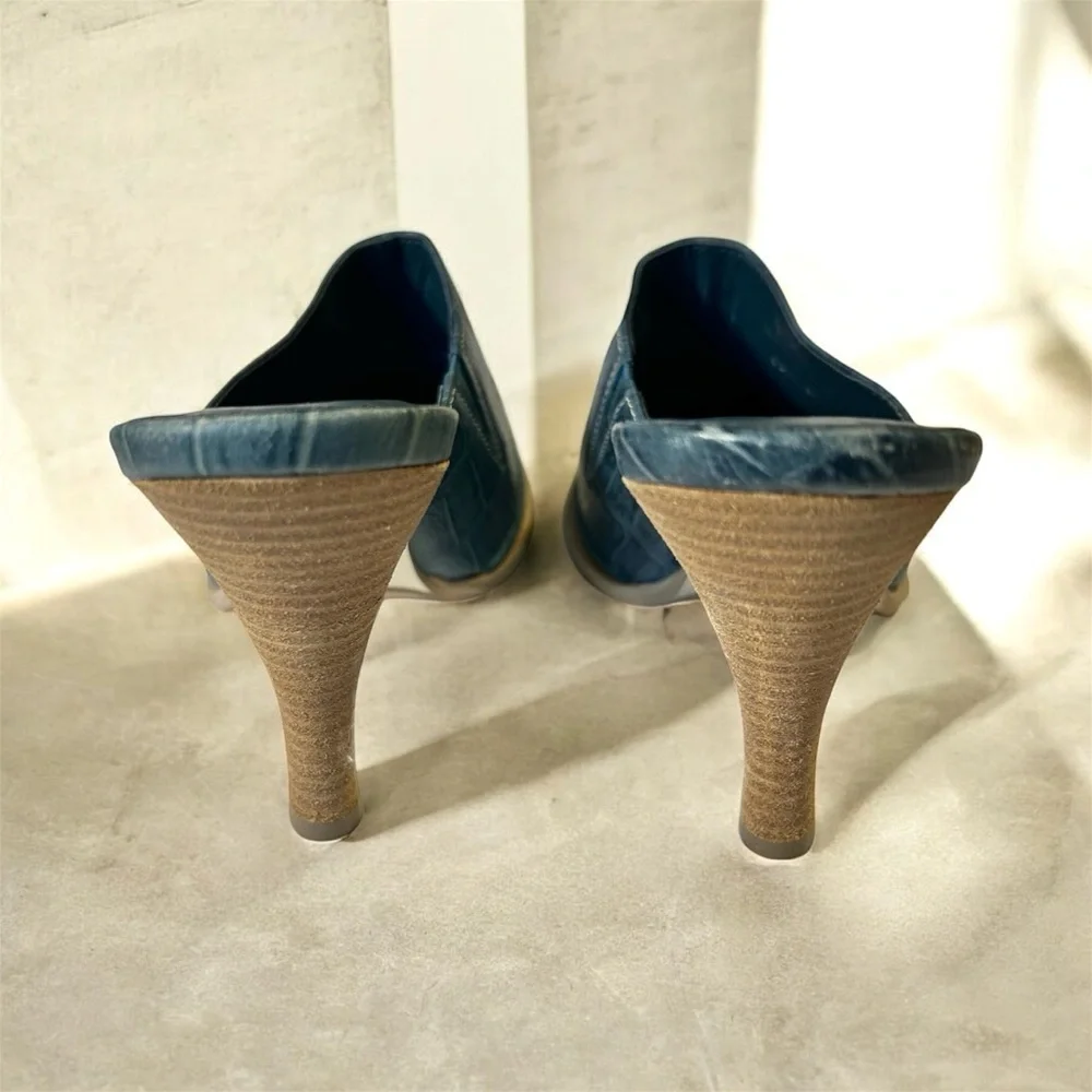 Nine West Blue Croc-Embossed Leather Mules. Size 7.5 - Picture 6 of 10